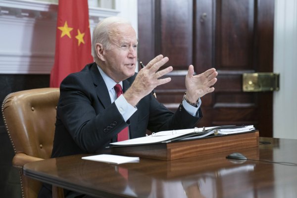 <p>EEUU y China dan significativo paso para descongelar relaciones y forman grupos de trabajo en áreas económicas y financieras</p>