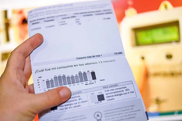 Prohens sincera alcances de fórmula en análisis por alzas en cuentas de luz, con pago de deuda acumulada al 2035
