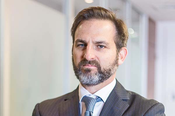 <p>Eduardo Montero, CEO de Credicorp: “Estamos abiertos a opciones de compras en Chile”</p>