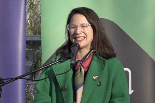 <p>Ahora en DF | Alcaldesa de Santiago firma convenio de colaboración para cumplir con la Ley REP</p>