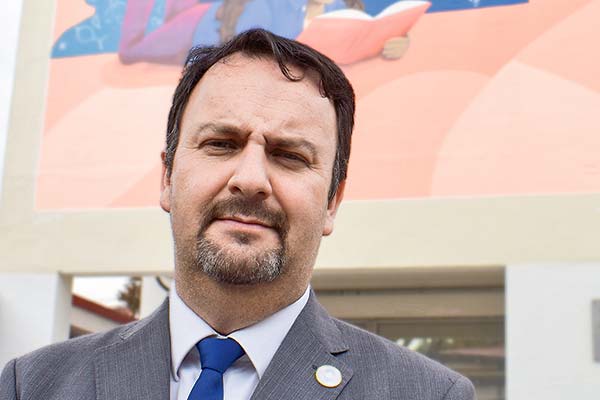 Los planes del nuevo director del centro de nanociencia para llegar a más industrias y tener alcance nacional