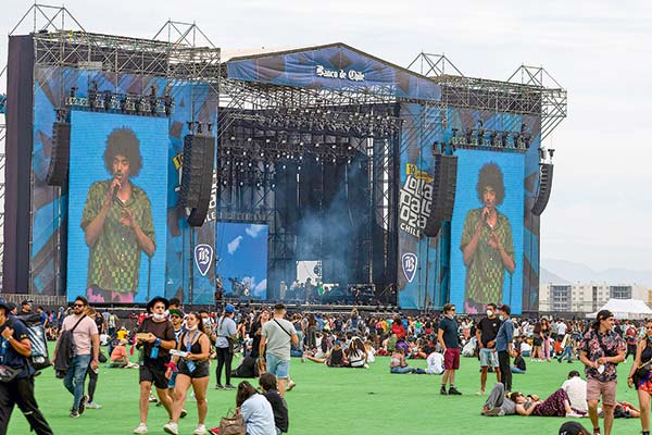 Conciertos, deportes y eventos: bancos aumentan gasto en publicidad para captar más clientes