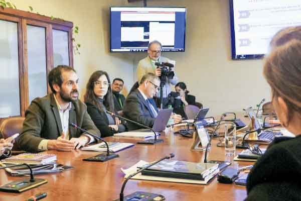 Gobierno inicia discusión de cambios al Sernac delimitando eventual facultad sancionatoria