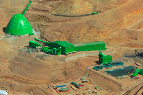 <p>Familia Lundin toma las riendas de la compañía controladora de las mineras Candelaria y Caserones</p>