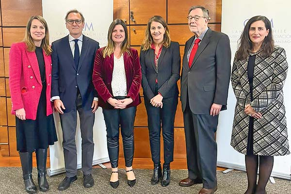 María Agnes Salah asume como nueva presidenta del CAM Santiago