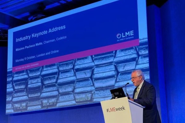 <p>Pacheco y Codelco: “Estamos en la parte más profunda de un valle productivo. Pero hay buenas noticias, 2023 será el año más bajo de nuestro plan futuro”</p>