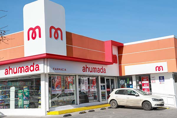 Las precauciones de la FNE para la entrada de Guillermo Harding a Farmacias Ahumada