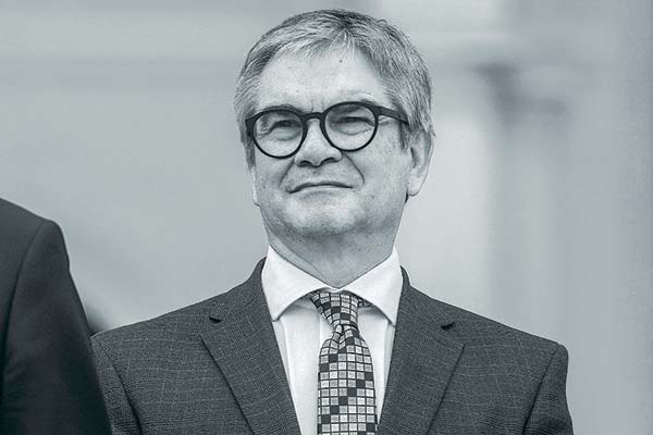 <p>Marcel y el alza del dólar: “Tiene que ver con factores que son de carácter global”</p>