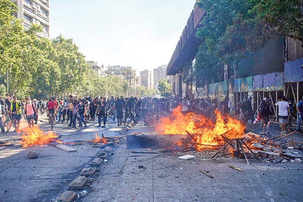 A cuatro años del estallido social: cómo se recuperaron los principales activos financieros chilenos