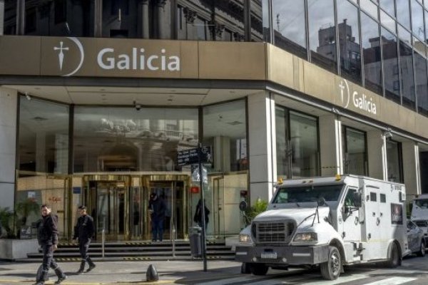 Los bancos argentinos al borde de un ataque de nervios por US$500 millones en efectivo que quedaron varados en el aeropuerto