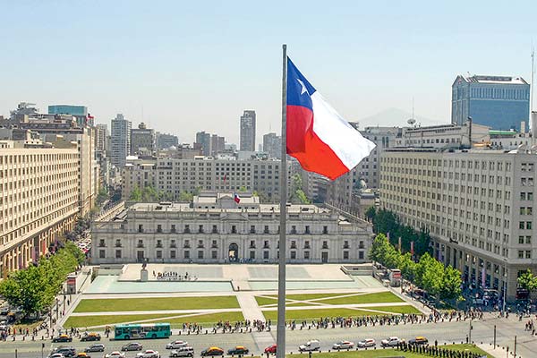 Chile emite bonos soberanos por más de US$900 millones para financiar iniciativas de sostenibilidad