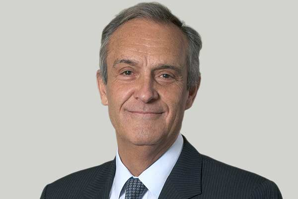 Presidente de CMPC se convierte en nuevo miembro del Círculo de Honor de la FEN