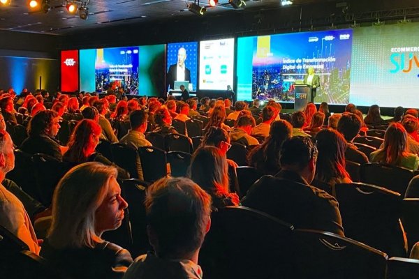 <p>EISUMMIT 2023: CCS proyecta un aumento de hasta un 5% en ecommerce para el próximo año</p>