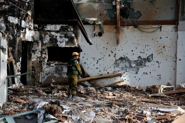 Israel reconoce que disparó por error contra un puesto militar en la frontera con Gaza: al menos nueve egipcios resultan heridos