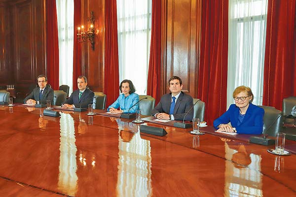 <p>Tras la cita de este jueves, el consejo del Banco Central realizará su última reunión del año en diciembre.</p>