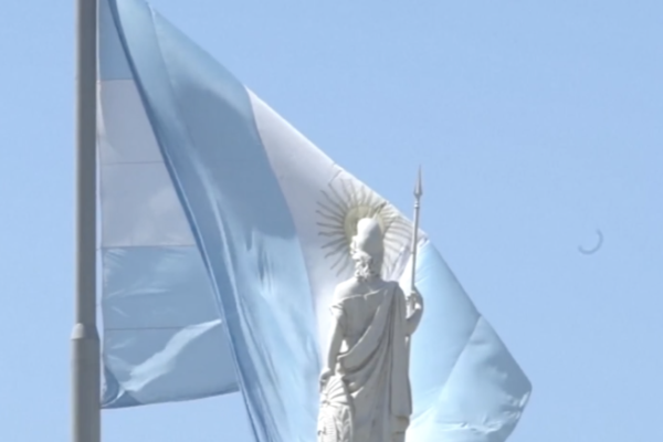 <p>Ahora en DF | Massa y Milei irán a segunda vuelta en las elecciones presidenciales de Argentina</p>