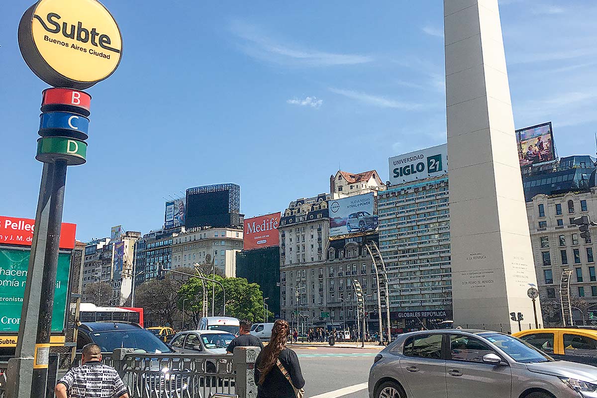 <p>8 miradas desde Buenos Aires después de la elección (y previo al balotaje)</p>