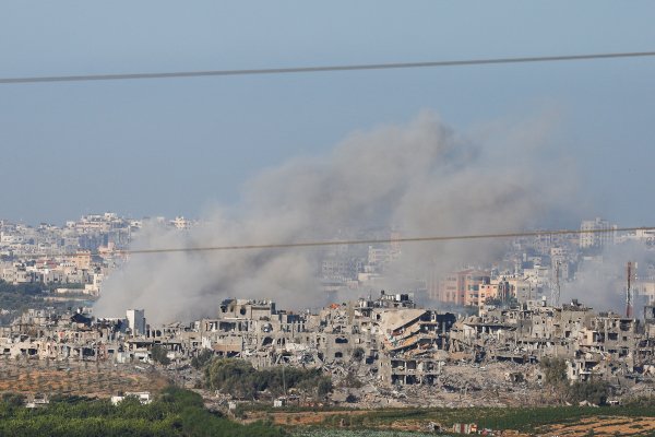 <p>La fuerzas israelíes intensifican la guerra en Gaza y apuntan a Cisjordania</p>
