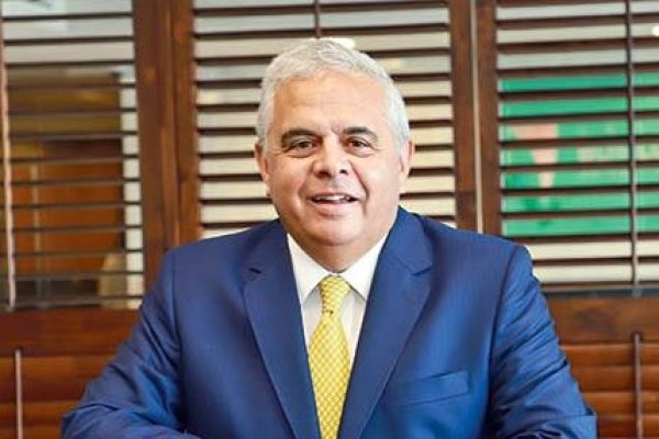 <p>Ricardo Escobar: “Hay varios temas estructurales que mejoran la Constitución actual”</p>