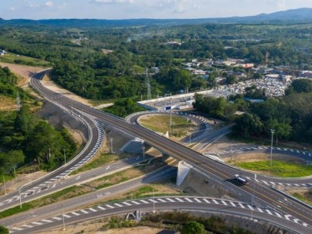 Ministerio de Transporte de Colombia prepara alzas graduales en los precios de los peajes hasta julio de 2024