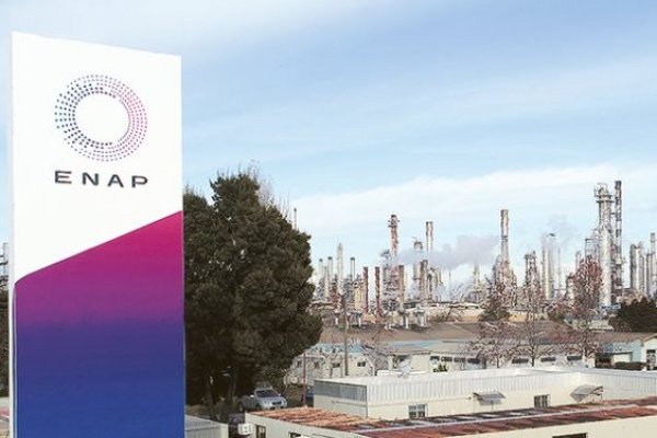 <p>Utilidades de ENAP crecen más de 20% a septiembre, pero la compañía se prepara para un escenario "complejo e inestable"</p>