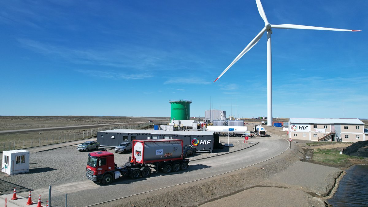 <p>HIF Global informa que primera exportación comercial de gasolina sintéticas ya va rumbo a Europa</p>