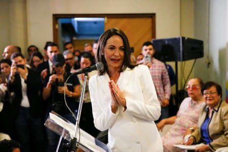 Líder de oposición venezolana promete postularse a elecciones a pesar de las maniobras de Maduro por sacarla del juego