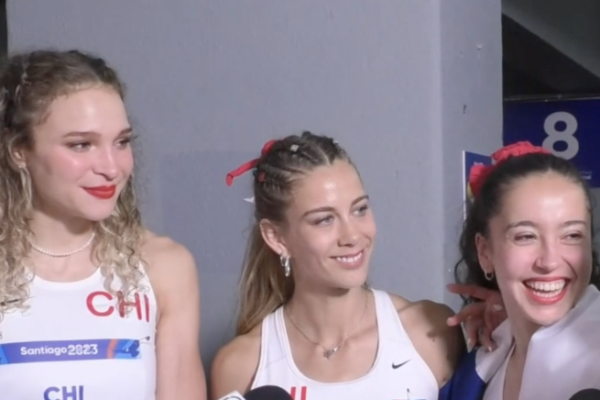 Ahora en DF | Las ‘Pumas’ del 4x100 logran medalla de plata y récord nacional