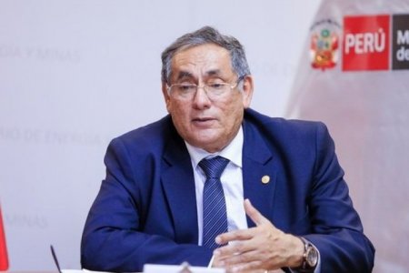Ministro de Energía y Minas de Perú se refiere a participación de Petroperú en lotes de petróleo de Talara