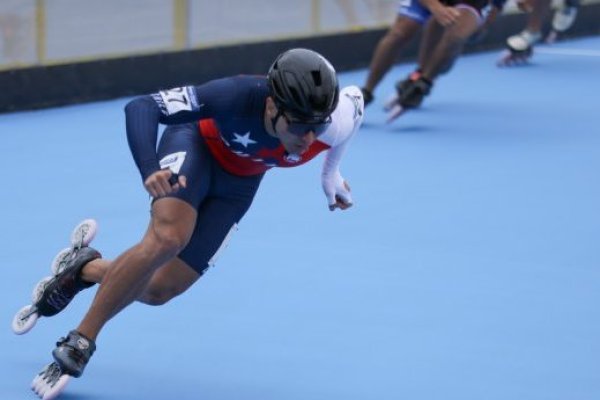 <p>En patinaje de velocidad en los 500 metros, el medallista Emanuelle Silva se quedó con el bronce, tras ser empujado en la competencia por el brasileño Abel Rocha, quien fue descalificado. (Foto: Santi Bahamonde COCH)</p>