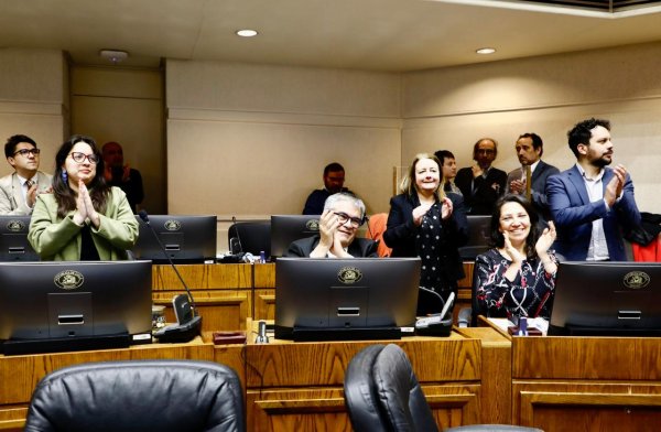 Comisión especial mixta despacha el Presupuesto 2024 a la Cámara con el rechazo de recursos claves