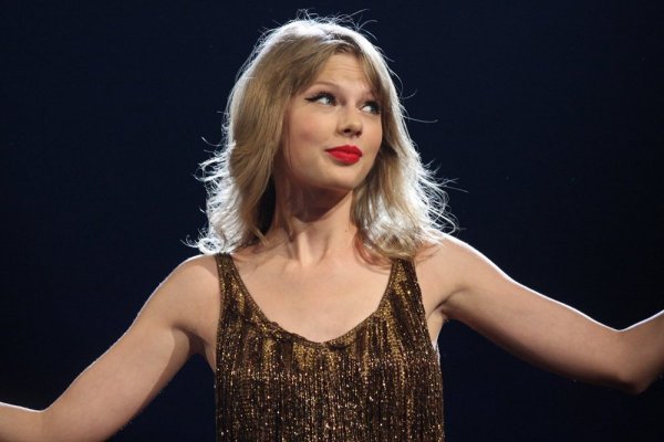 La larga ruta Santiago - Buenos Aires de las “swifties” chilenas