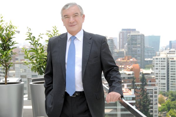 <p>Guillermo Harding, en su debut como socio de Farmacias Ahumada: “Decisiones como estas hacen la vida mucho más entretenida. Al menos, así lo veo yo”</p>