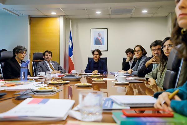 <p>10 proyectos por US$ 1.500 millones mantienen pendiente su aprobación por retraso en Comité de Ministros</p>