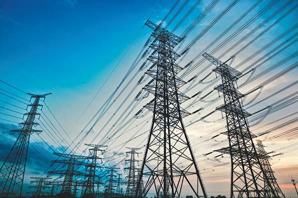 Proyecto de transición energética: Gobierno plantea propuestas de reasignación de ingresos tarifarios a mesa técnica acordada con senadores