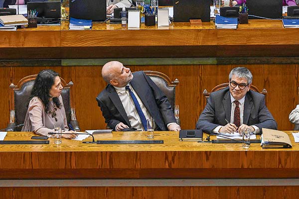 Presupuesto 2024: Cámara rechaza recursos claves en el Ministerio de Educación