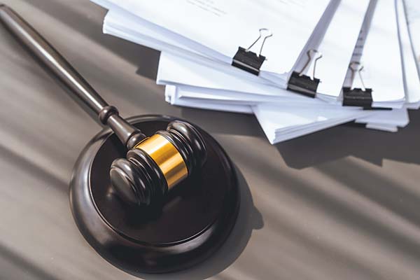 <p>Las implicancias jurídicas del polémico audio que remece a la industria legal</p>