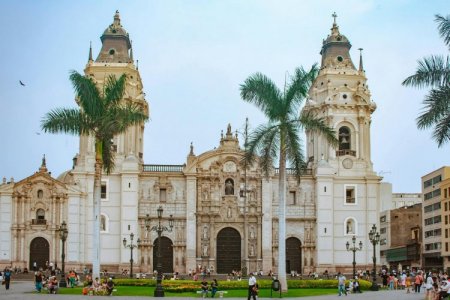 Economía peruana se contrae 1,29% en septiembre, su quinto mes negativo consecutivo