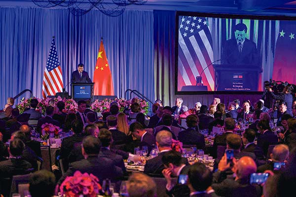Élite empresarial de EEUU recibe al Presidente Xi con una gran ovación
