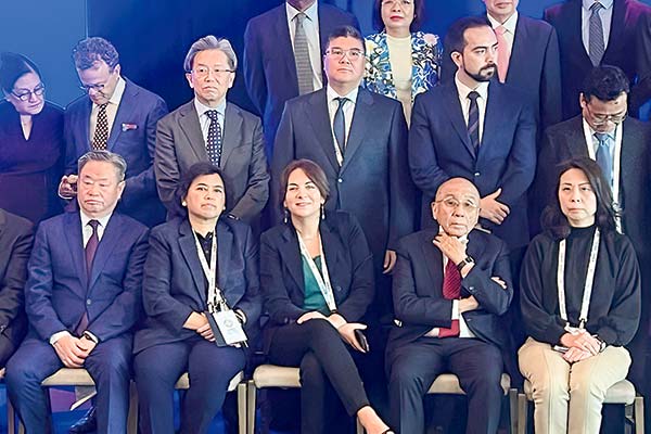 Empresarios APEC ante avance de IA: “O funcionamos unidos o al final no va a funcionar”