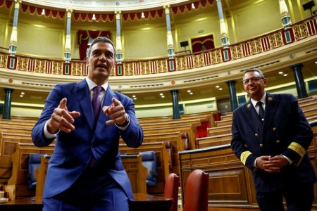 Pedro Sánchez es reelegido presidente del Gobierno español, segundo Ejecutivo de coalición de la democracia
