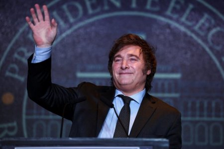 Argentina da un giro drástico: Javier Milei derrota a Sergio Massa y promete cambios sin gradualismo