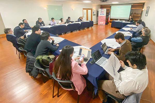 Pacto fiscal: Hacienda analiza incorporar a educación entre las prioridades de gasto