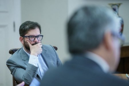 Ministra del Gobierno de Chile confirma que Boric asistirá al cambio de mando en Argentina