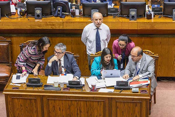<p>Foto: Senado</p>