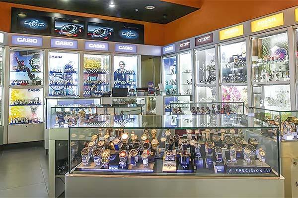 <p>Grupo peruano toma representación de Casio en Chile y abrirá primera tienda en Costanera Center</p>