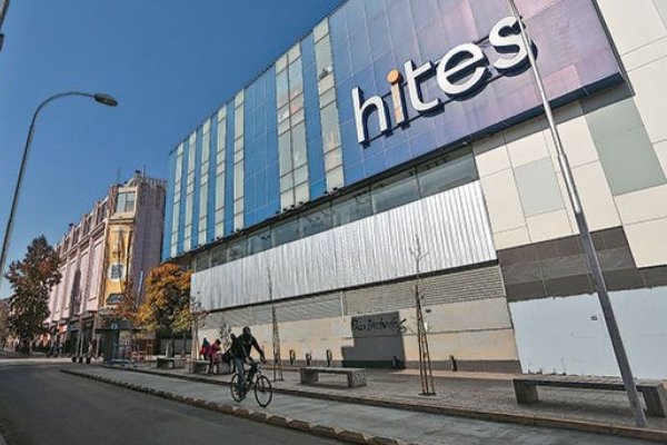 <p>Feller Rate rebaja clasificación de Hites y alerta por "relevantes necesidades de refinanciamiento en el corto plazo"</p>