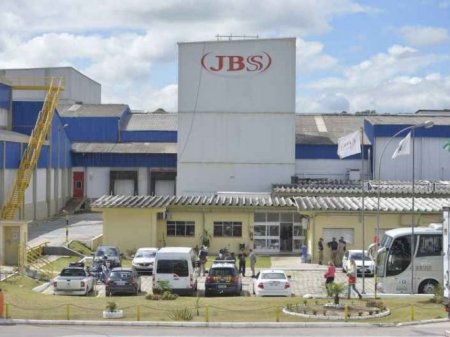 La Ruta Bioceánica concreta su primer viaje de transporte de carga: JBS es la encargada del recorrido