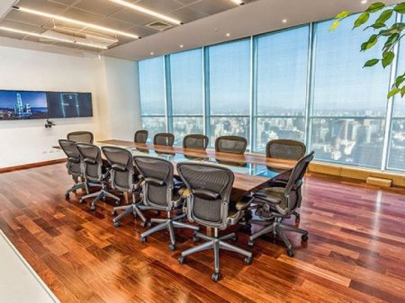 JLL: Las oficinas en América Latina continuarán impactadas en 2024, aunque con “paulatinas” mejoras frente a 2023