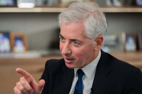 <p>Multimillonario inversionista Bill Ackman apuesta que Fed bajará las tasas en el primer trimestre, antes de lo que proyecta el mercado</p>